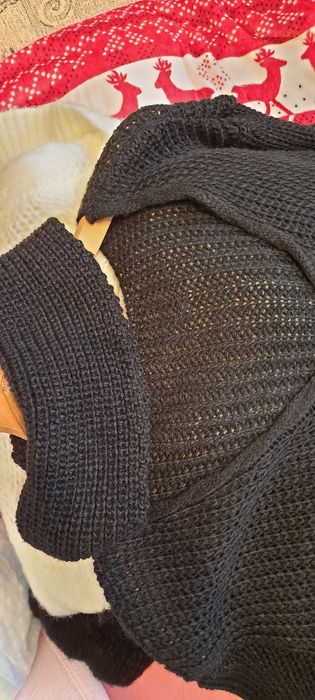 Sweter, tunika z dzianiny z kołnierzykiem