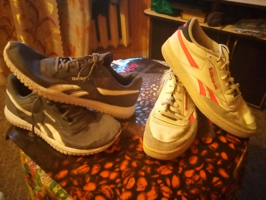 Продам чоловічі шльопанці 27 см ;     кросівки великого розміру 27;29;