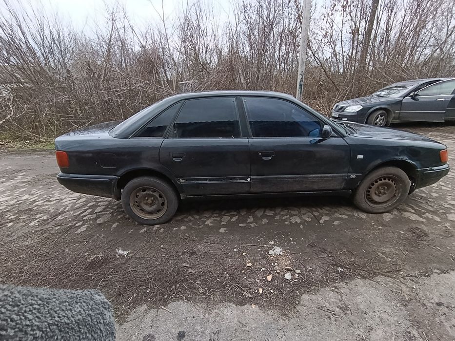 Продам AUDI 100 C4