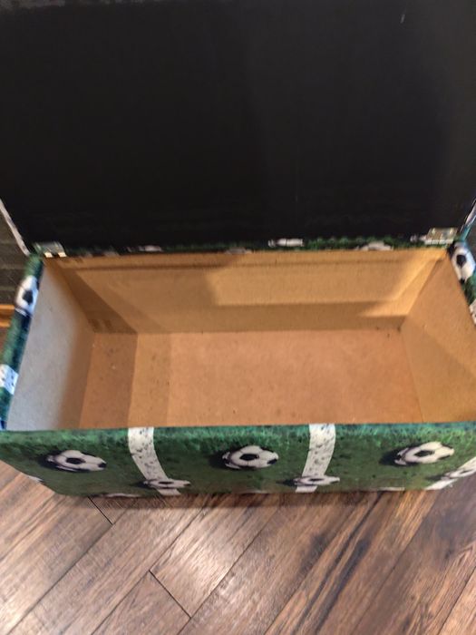 Skrzynia pudło do przechowywania piłka boisko