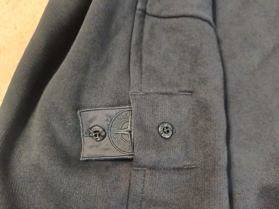 Продам толстовку Stone Island Shadow Project