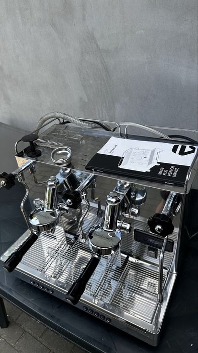 Ekspres kolbowy Lelit GiuliettaX PL2SVX – profesjonalny, 2 GR