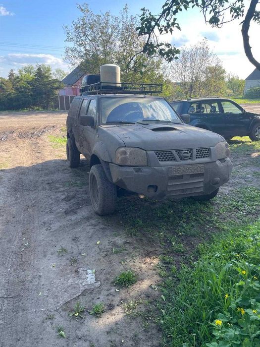 Продам Nissan Navara