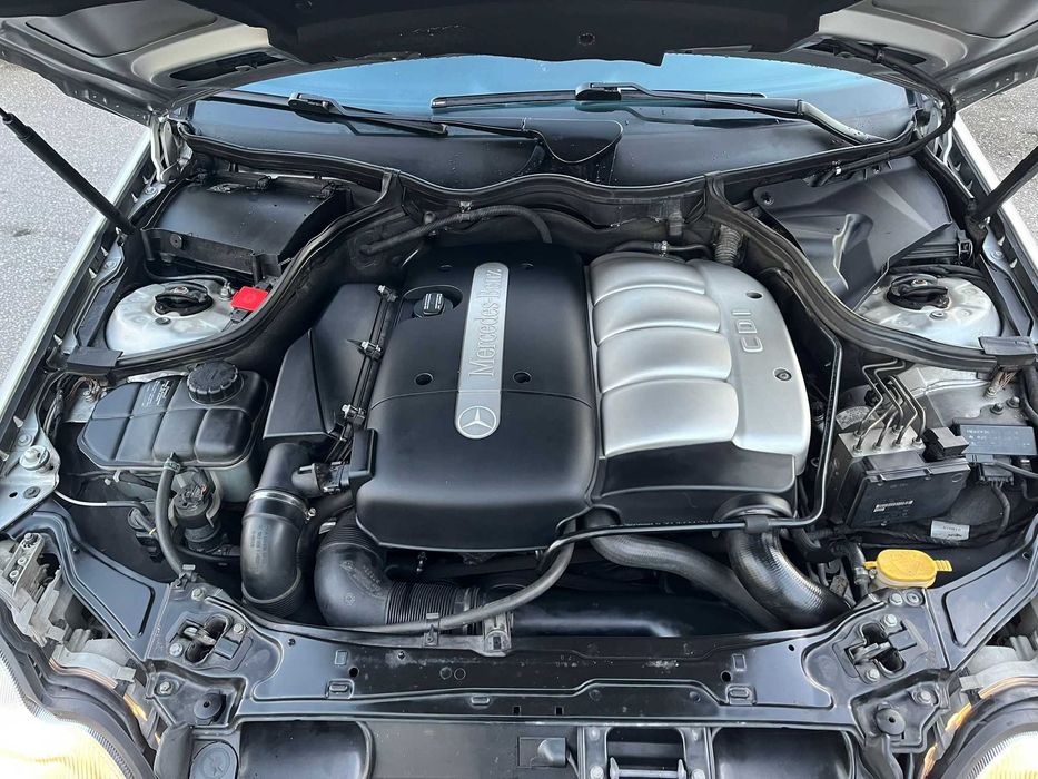 Mercedes C200 CDI-82000 KmW203 - Nacional