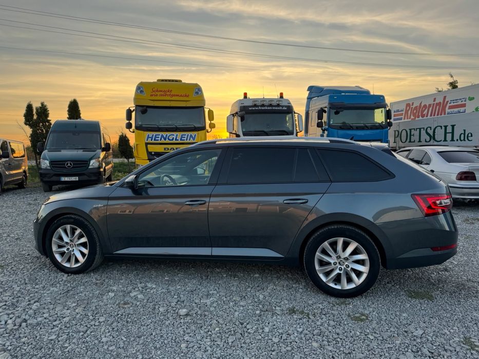 Skoda Superb 2019р Ідельний стан