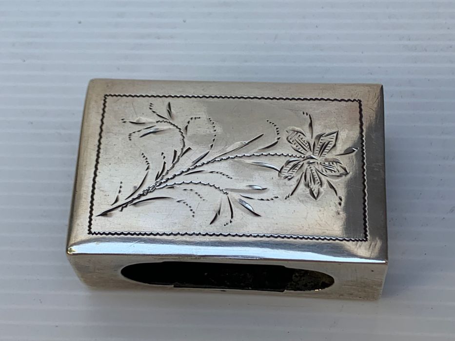 Capa em prata Javali para caixa de fósforos