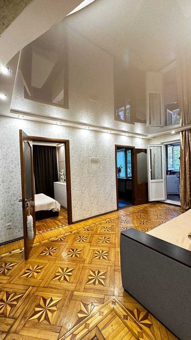 3 ком на Корольова