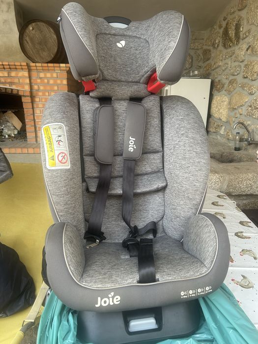 Cadeirinha auto  bebe