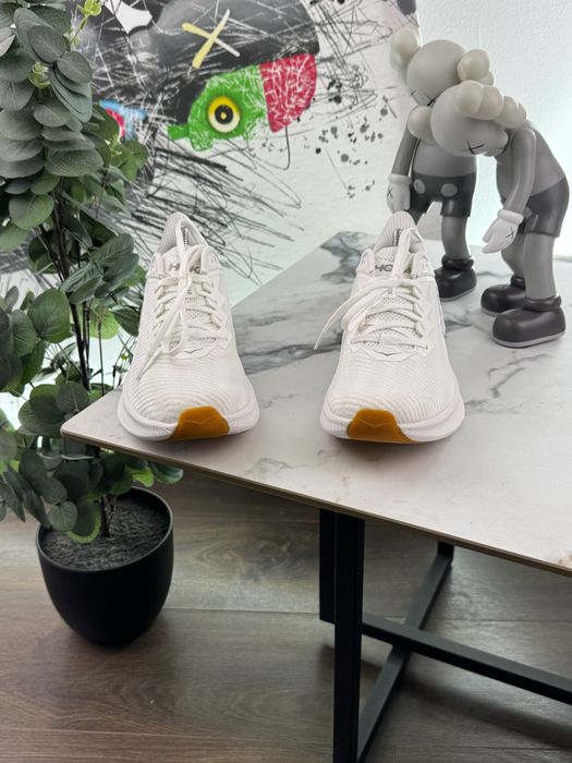 Кросівки Hoka Solimar 42.5 розмір Е16621