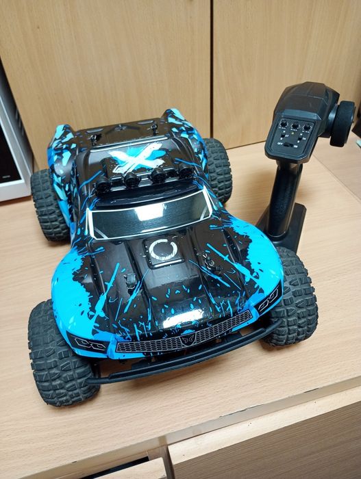 Zdalnie sterowany samochód RC Overmax X-Hooligan 4x4   50km/h