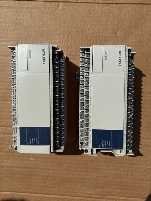 Controladores lógicos programáveis (PLC)  Mitsubishi MELSEC-F FX1N-60MR