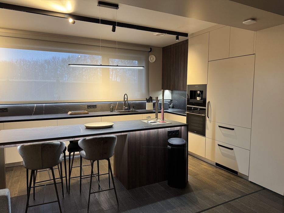 Оренда сучасного будинку-дачі в Нових Безрадичах 30хв до центру Києва