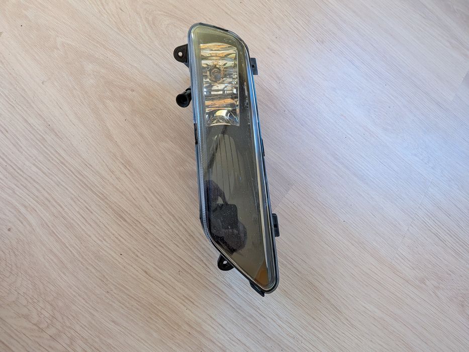 VW Golf VII R-LINE halogen prawy ortginał