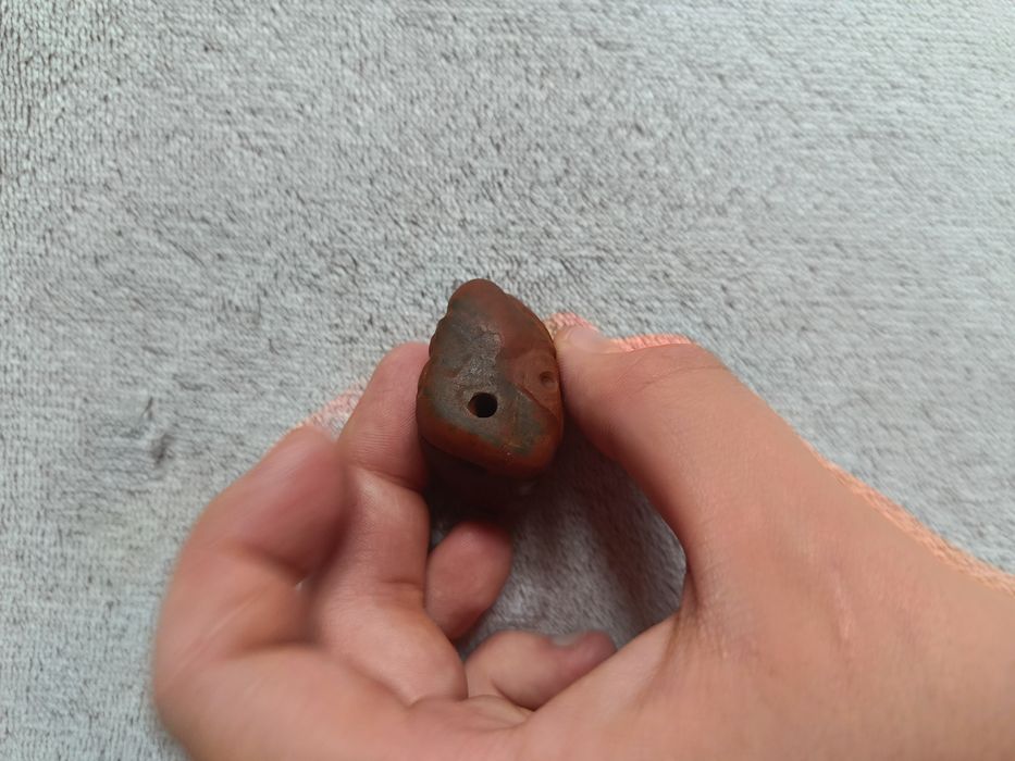 Zawieszka żeźbiona handmade