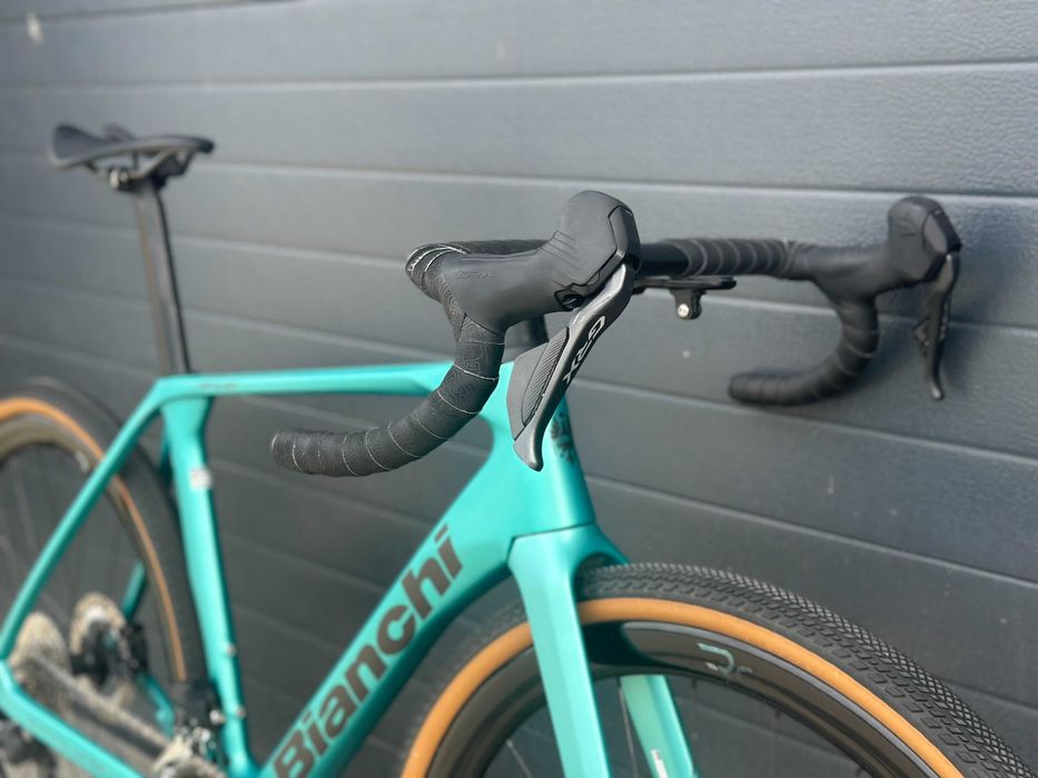 Rower gravelowy Bianchi Impulso RC rozmiar M GRX di2