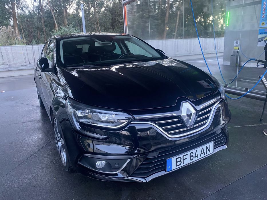 Renault Megane 1.2 TCE EDC Caixa Automatica