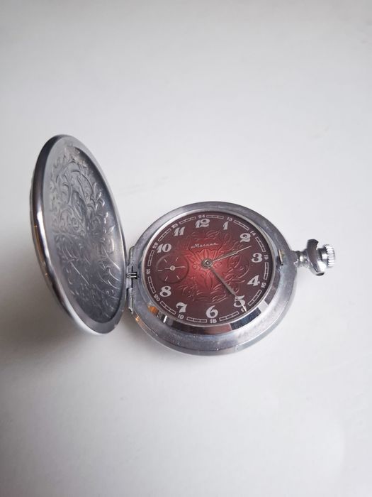 Kieszonkowy zegarek marki Molnija