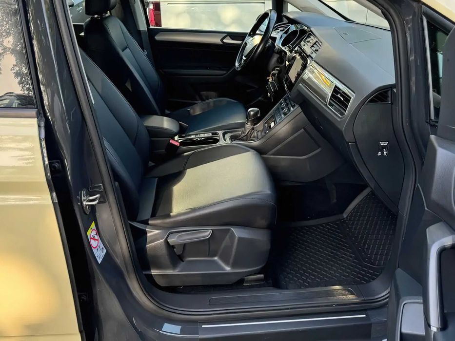 Volkswagen Touran      2018