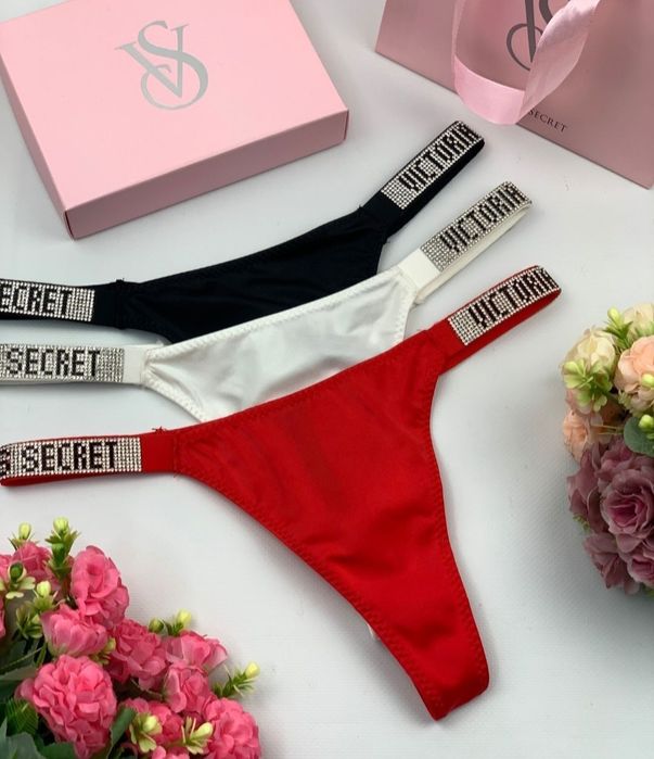 Комплект нижнего белья от Виктория Сикрет со стразами