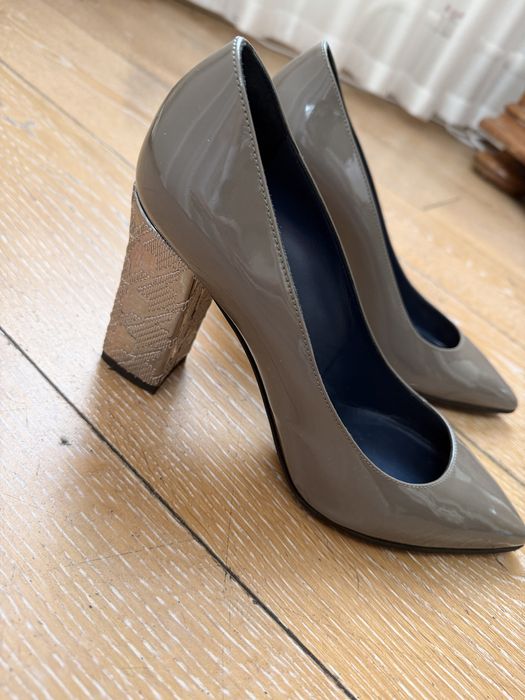 Туфлі жіночі Pollini