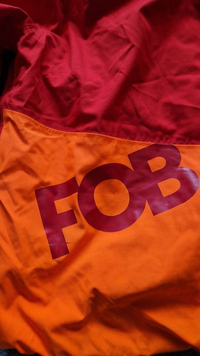 Kombinezon snowboardowy 4f