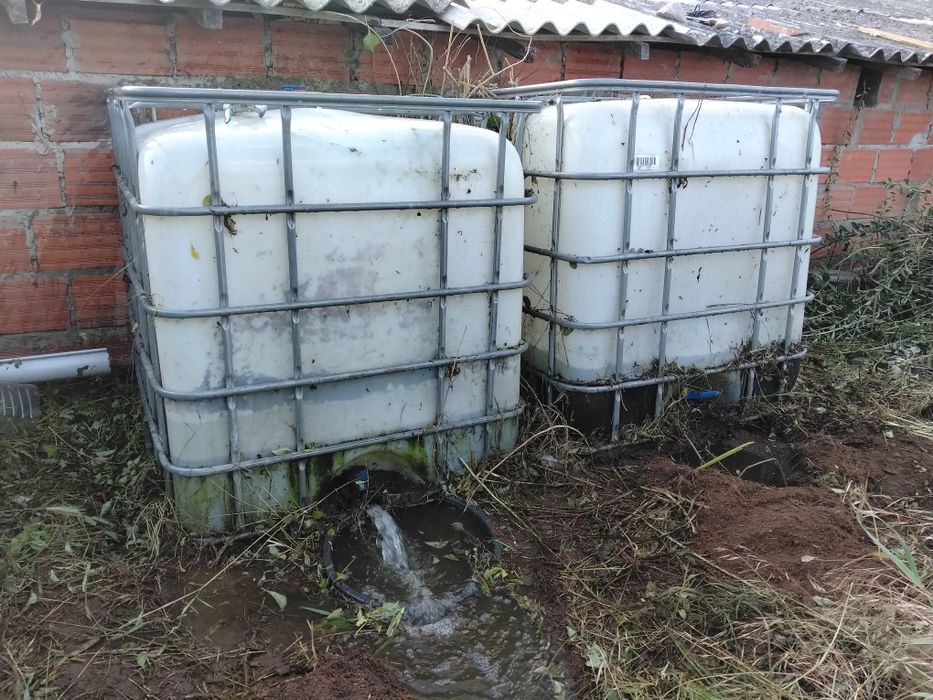 Depósitos para água usados