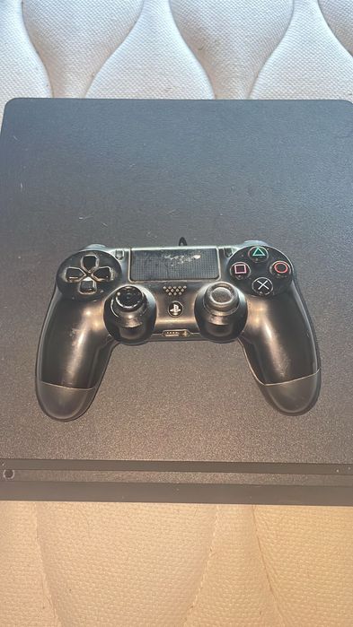 PlayStation 4 1 TB