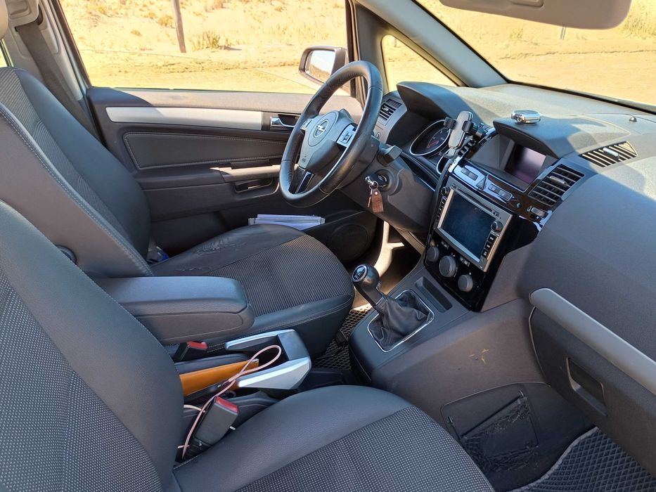OPEL ZAFIRA 2009 VIN W0L0AHM759G082238 фото оголошення 8 з 24