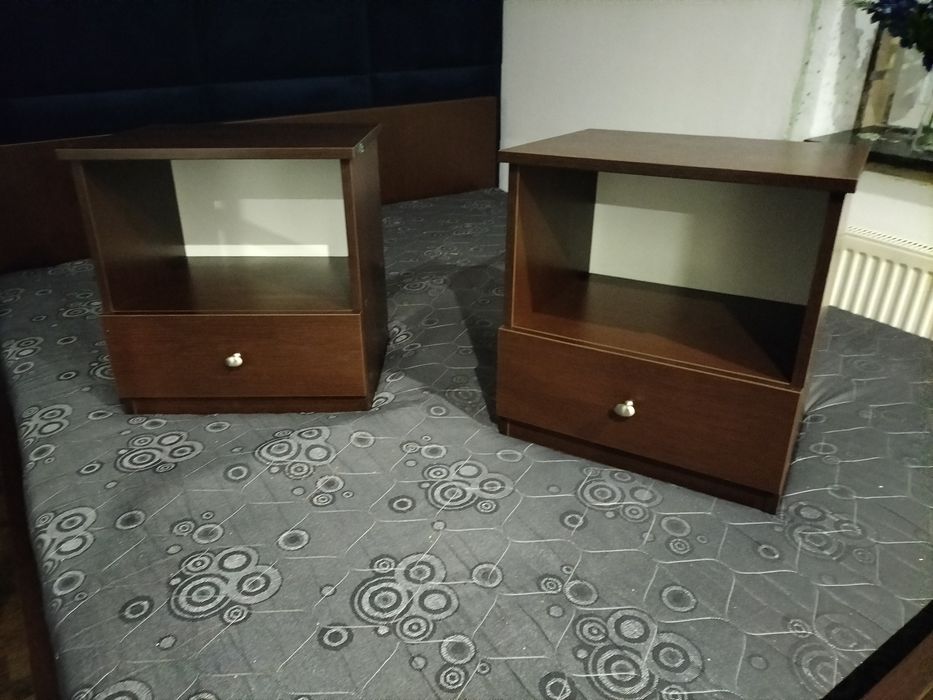 Komplet łóżko, szafa,szafki nocne