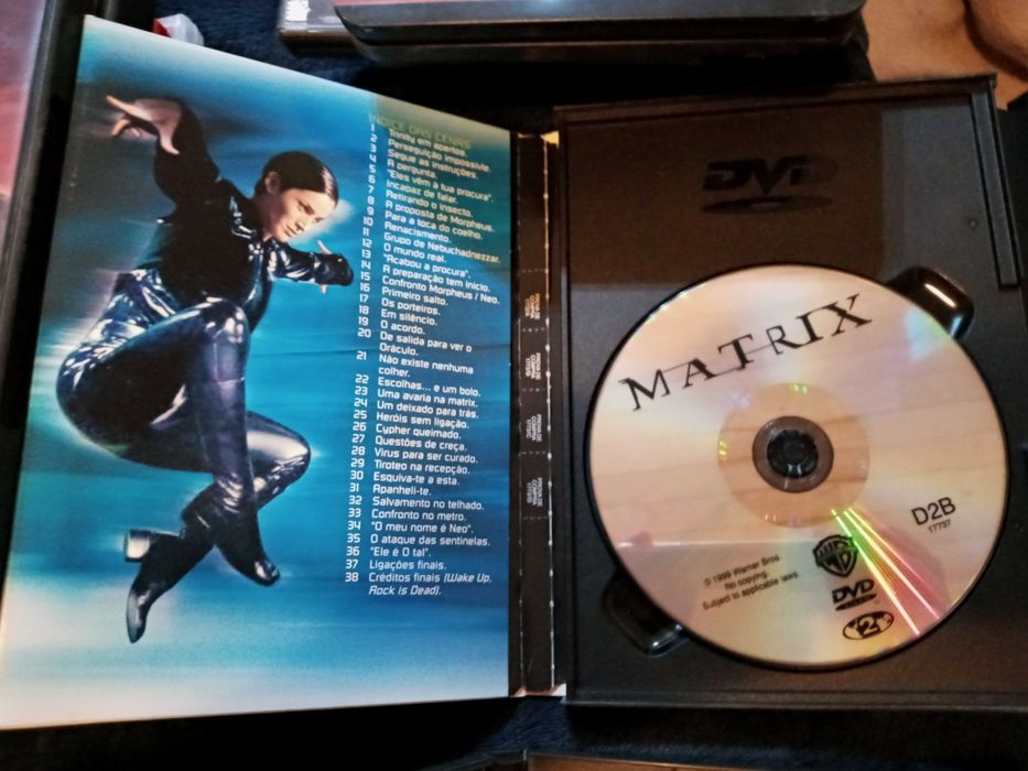 5 DVDs of The Matrix in excellent condition64752040195459124