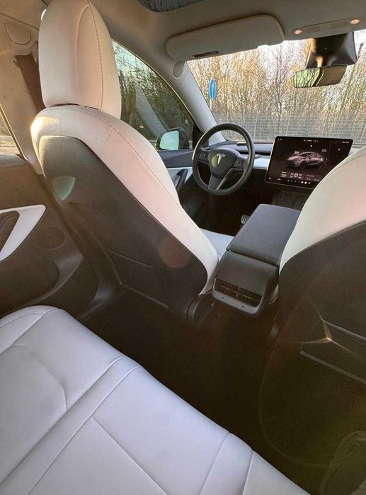 TESLA MODEL Y Performance 2022