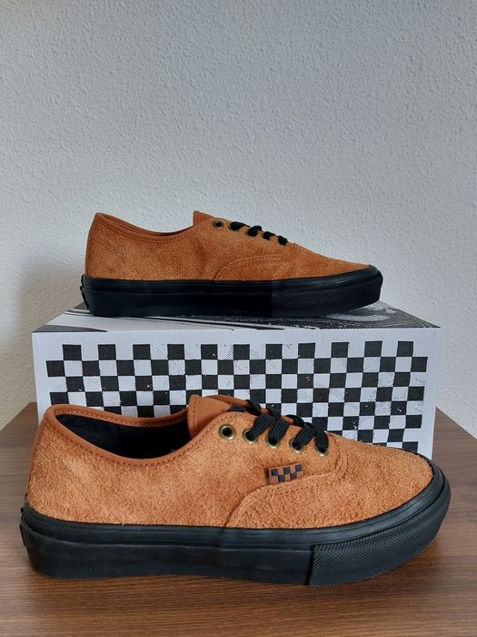 Vans Authentic Castanho e Preto tamanho 38,5 caixa original sem etiqueta