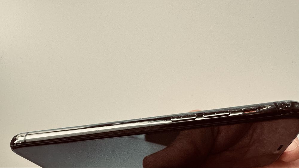 iphone 11 pro dark grey