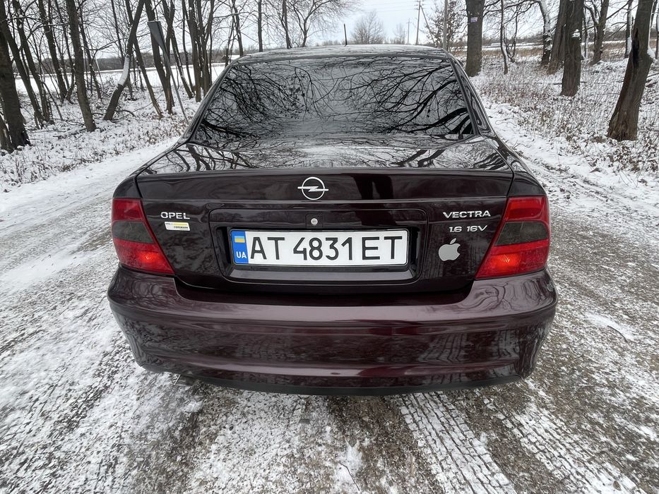 Продам Opel Vectra 1.6 16v
