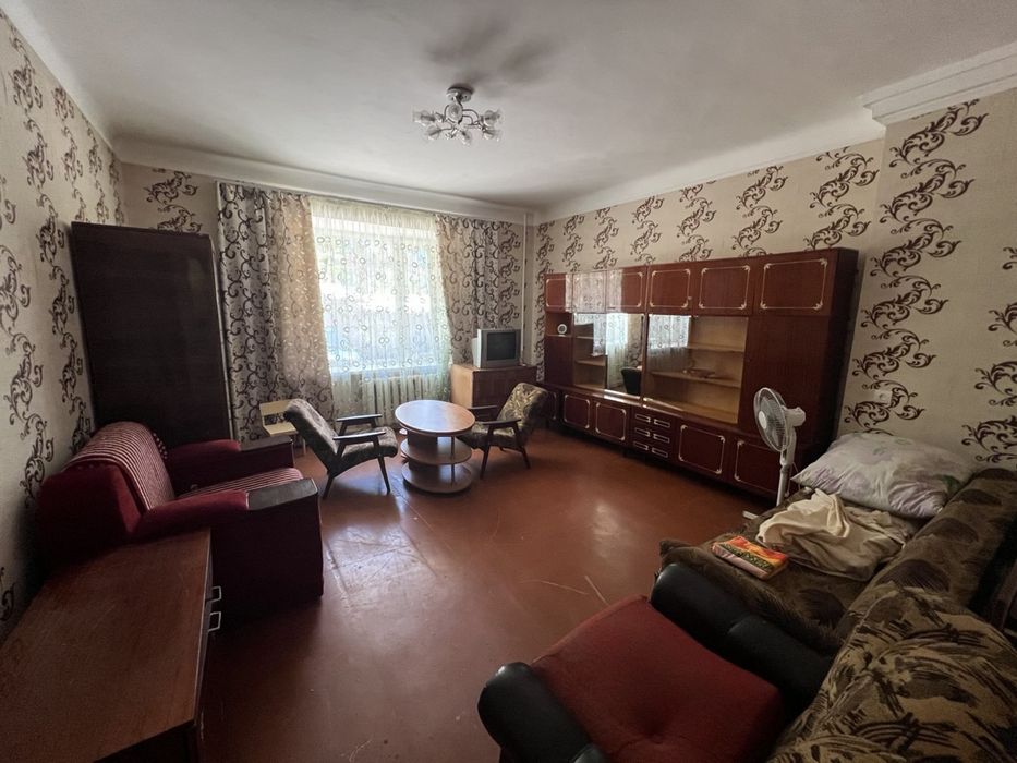 Продам квартиру в районі Центру