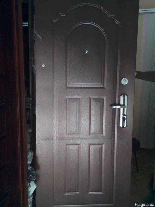 Металеві двері 960 — розпродаж