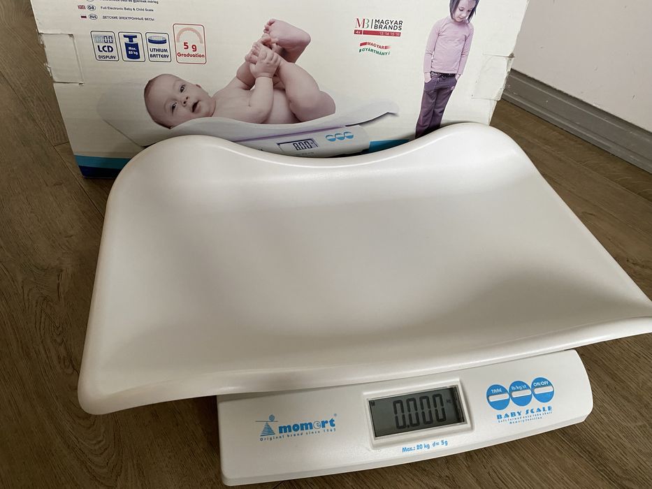 Детские электронные весы Momert