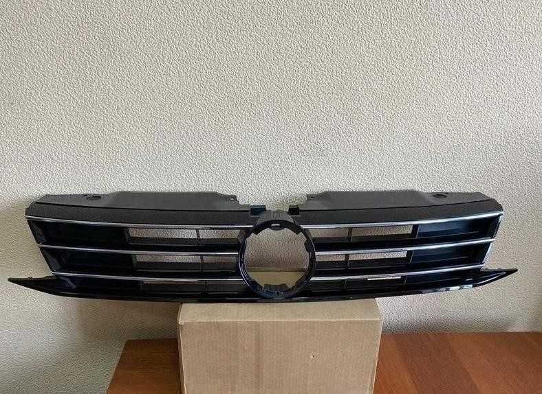 Решітка Радіатора VW Jetta 2015-2017 Решетка Радиатора джетта