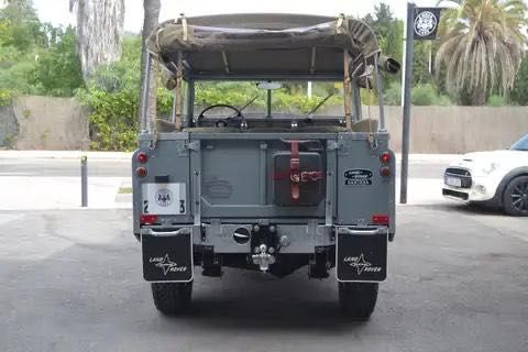 Land Rover Santana