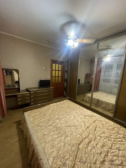 Здається в Оренду 3-х кімнатна квартира біля Велмарту