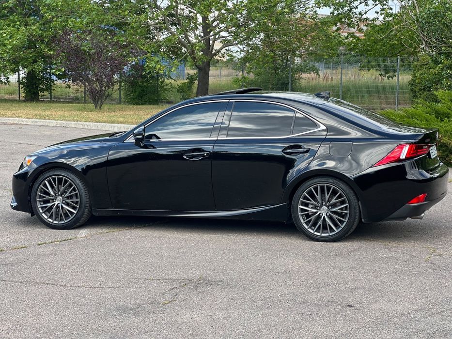 Продам Lexus IS 250 2013 рік бензин лексус