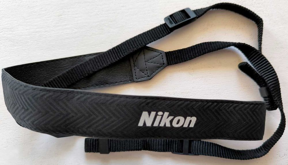 Nikon Z fc como nova 594 disparos
