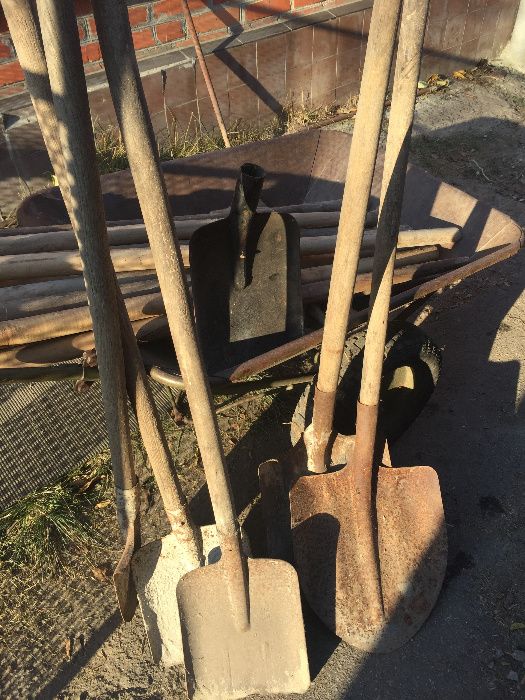 Лопаты совковые б\у