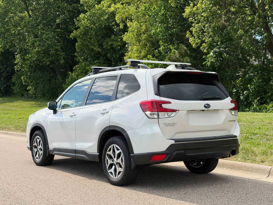 Subaru Forester Premium      2022