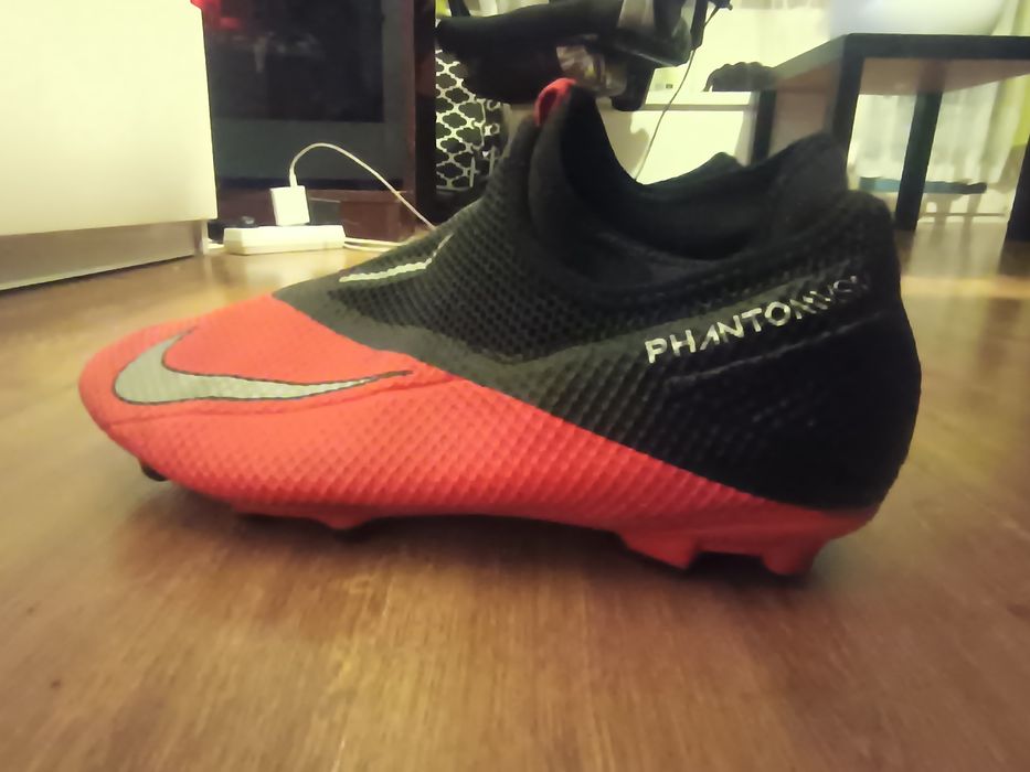 Korki,buty piłkarskie