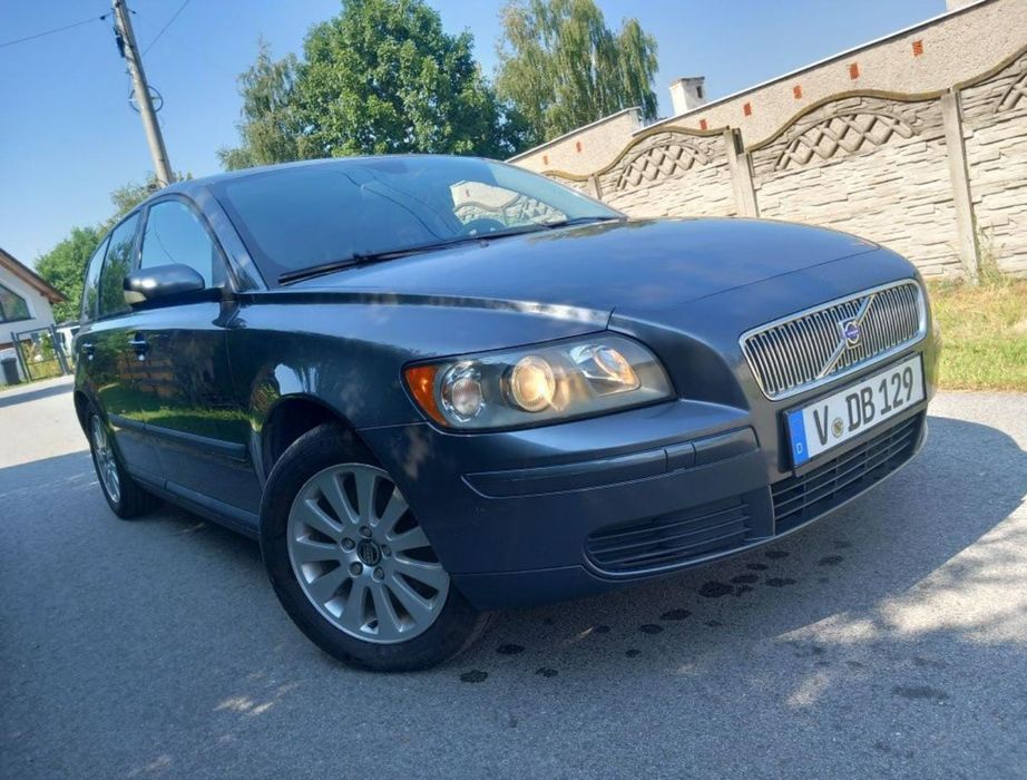 Volvo V50