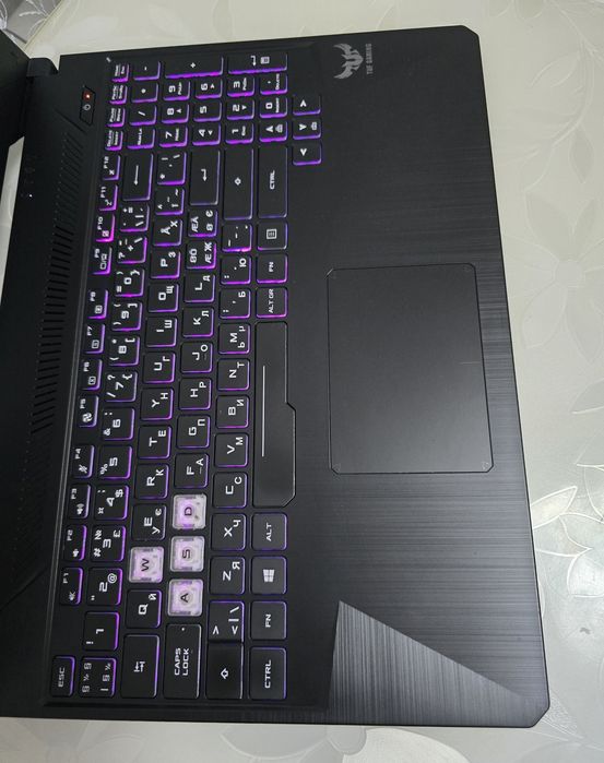 Asus TUF Gaming/Ryzen 7 3750H/GTX 1650/SSD:512GB/RAM:8GB