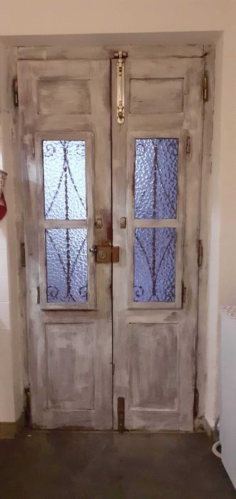 Porta antiga em madeira tropicale maciça