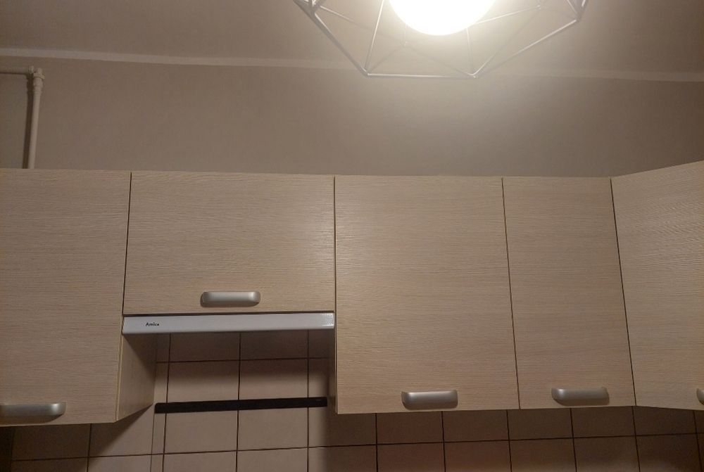 Górne szafki kuchenne