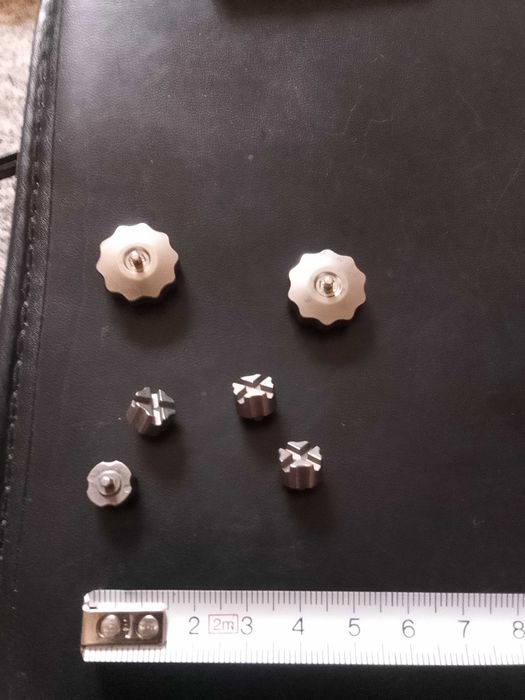 2x Gałka Newport KD.75 + 4x Blaszki stykowe mikroprzełącznika – STAN BDB